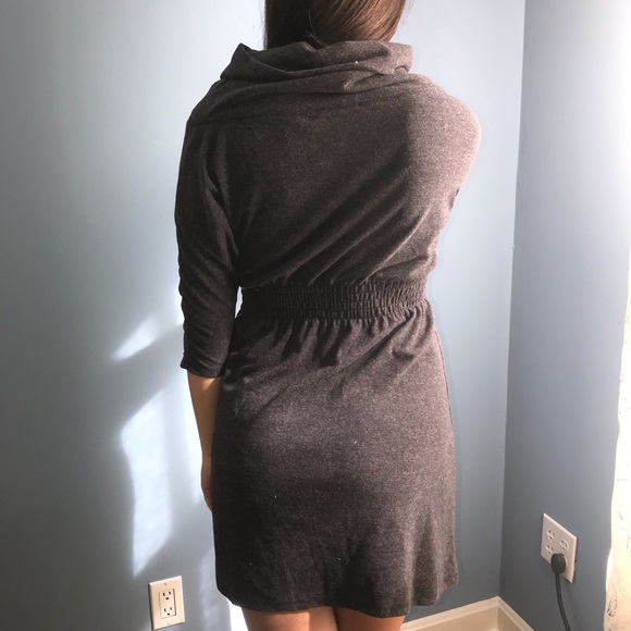 🆕cowl button neck gray dress with elastic waist - Picture 5 of 7